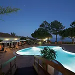 Portobay Falesia מלון