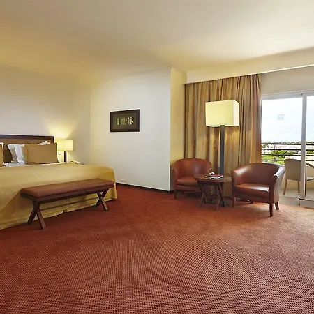 Готель Portobay Falesia 4*