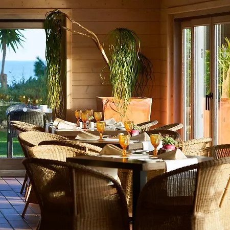 Portobay Falesia Готель