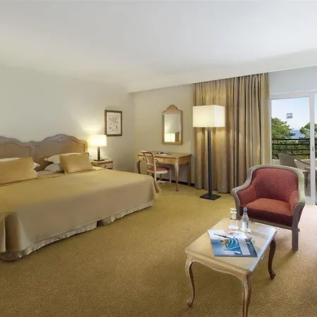 Portobay Falesia Готель 4*