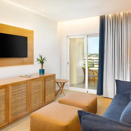 Portobay Falesia Албуфейра