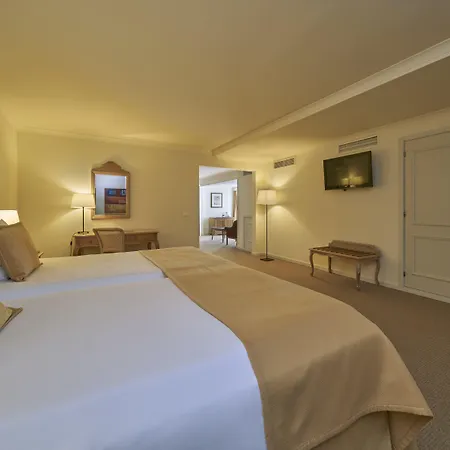 Готель Portobay Falesia Албуфейра
