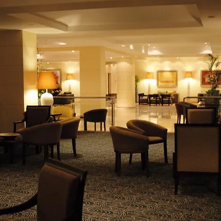 Готель Portobay Falesia Албуфейра