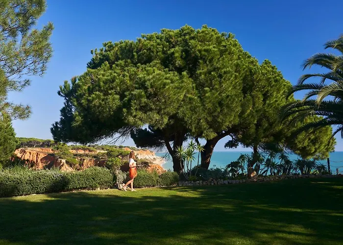 Portobay Falesia Hotell 4*